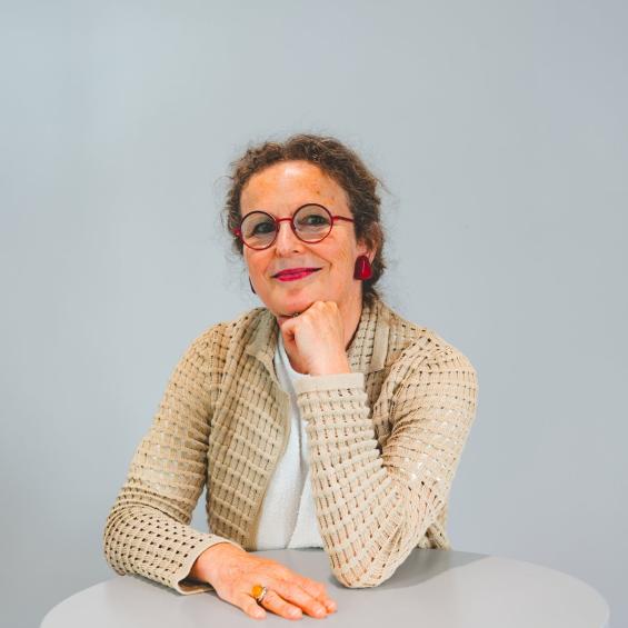 Jacqueline Bloch receives the CNRS gold medal 2026